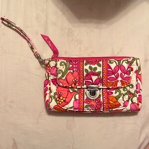 Vera Bradley large clutch/wristlet